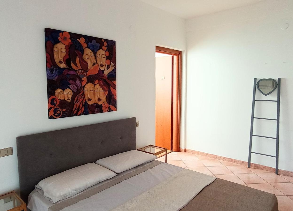 San Carlo Apartment Кальяри Экстерьер фото